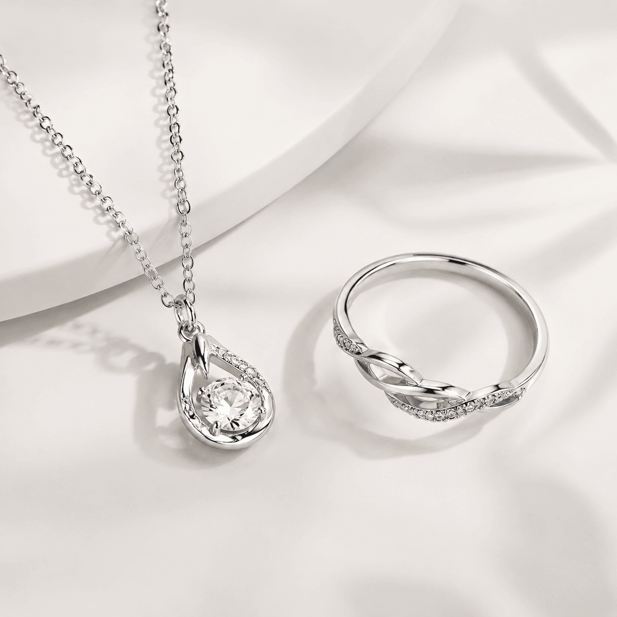 Sterling Silver Jewelry: 925 Pieces for Global OEM Sourcing Worldwide - Blog Header Image
